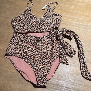 Aerie Leopard Print One-Piece Swimsuit | NWT | Large